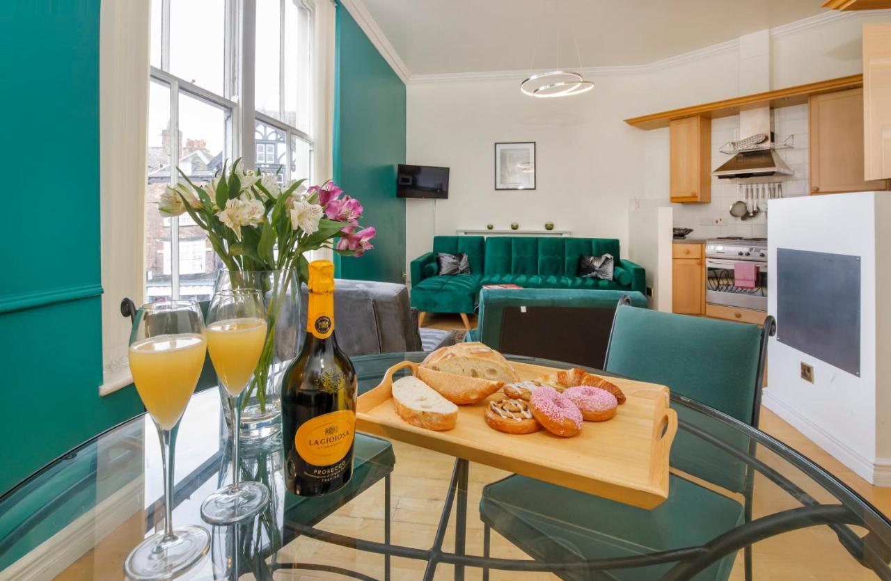 Shambles Suites In The Centre Of York, Sleeps 16 Esterno foto