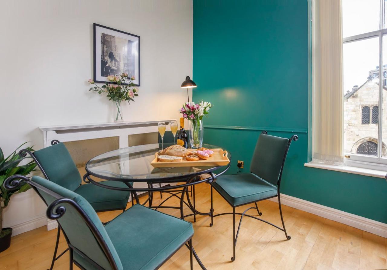 Shambles Suites In The Centre Of York, Sleeps 16 Esterno foto